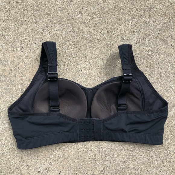 SOLD- Lululemon Ta Ta Tamer II Sports Bra 🖤 - Picture 3 of 5